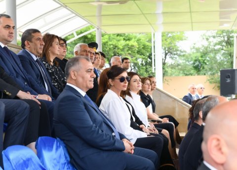 İlham Əliyevin oğlu hərbi xidmətini başa vurdu