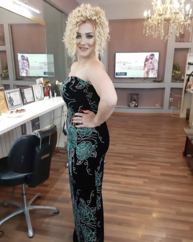 Aparıcı Mətanət günlərlə ac qalır