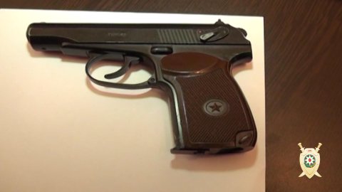 Polis iki şəxsdə avtomat və tapança aşkarlayıb