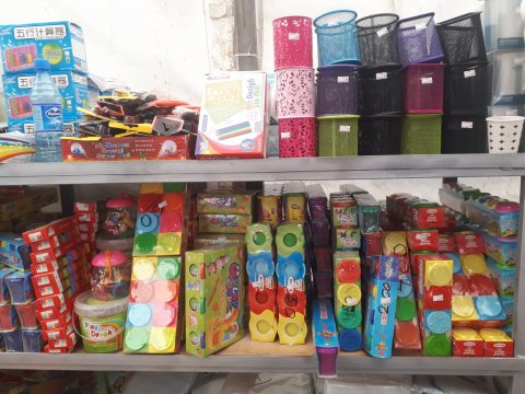 Valideynlərə müjdə: Bakıda ən ucuz məktəbli yarmarkası açıldı