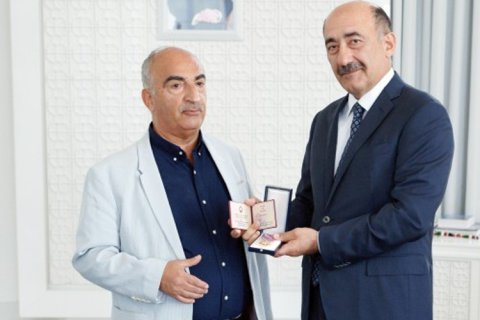 Mədəniyyət və ədəbiyyat xadimlərinə mükafatlar təqdim olunub