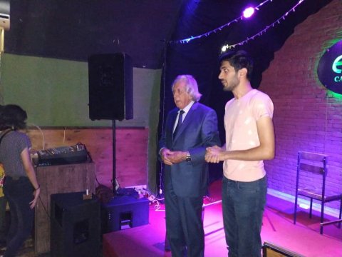 Xalq artisti yeni teatrın açılışında iştirak edib