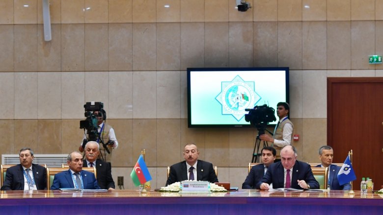 İlham Əliyev MDB Dövlət Başçıları Şurasının geniş tərkibli iclasında iştirak edib