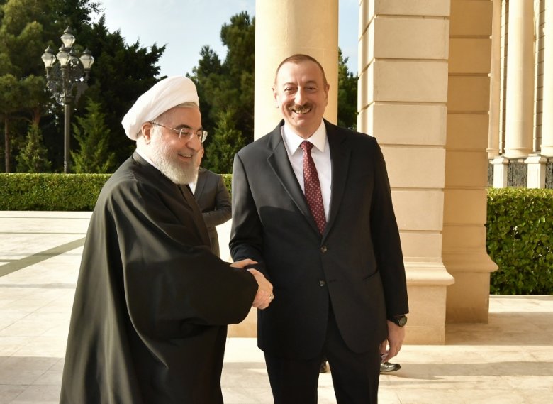 Əliyevlə Ruhani Bakıda görüşdü: "İran daim Azərbaycanın yanında olacaq" Əliyevlə Ruhani Bakıda görüşdü: "İran daim Azərbaycanın yanında olacaq"