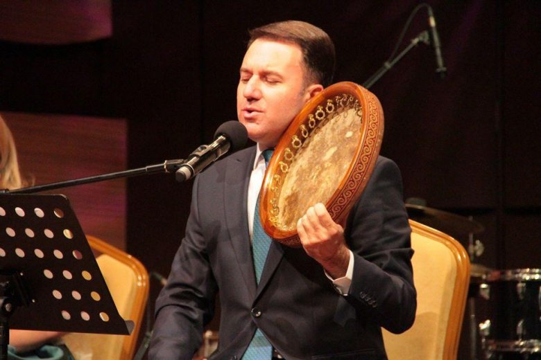 Gənc xanəndələr etimadı doğrultmağa çalışır Gənc xanəndələr etimadı doğrultmağa çalışır