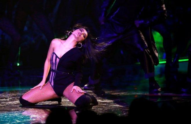 Məşhurlar musiqi mükafatları gecəsində - Fotolar Məşhurlar musiqi mükafatları gecəsində - Fotolar