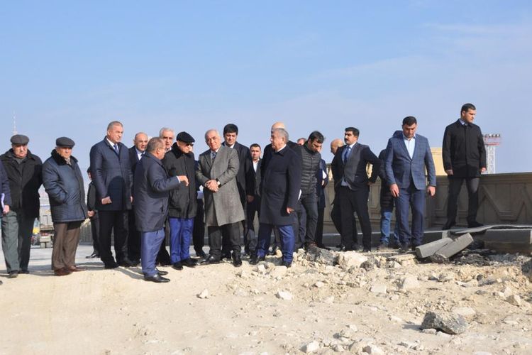 Baş Nazir, nazir və icra başçısı sürüşmə ərazisinə baxış keçiriblər