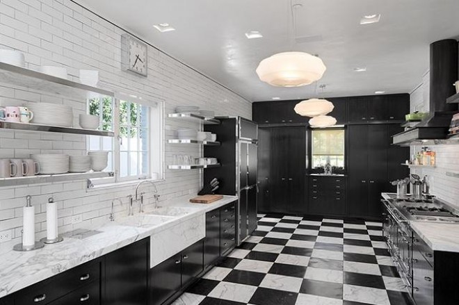 Hollivud ulduzlarının malikanəsi 44,5 milyon dollara satılır