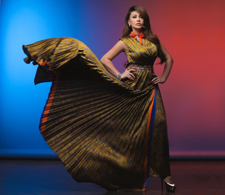 Rəqqasə Fatimə qlamur obrazda... – Fotolar Rəqqasə Fatimə qlamur obrazda... – Fotolar