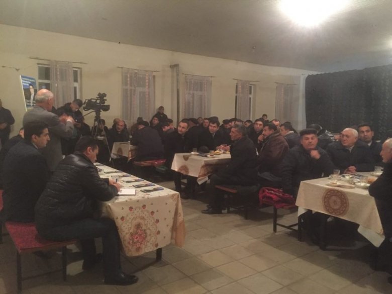 Deputatlığa namizəd Zaur Əhmədin təbliğat-təşviqat kampaniyası başlayıb Deputatlığa namizəd Zaur Əhmədin təbliğat-təşviqat kampaniyası başlayıb