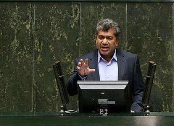 Deputat Trampı öldürənə 3 milyon dollar mükafat vəd edib