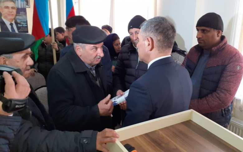 Məcburi köçkünlər Vüqar Bayramova böyük etimad göstərirlər