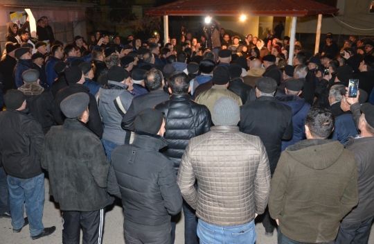 İqbal Ağazadə Gəncə prospektində növbəti görüş keçirib