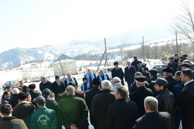 İqbal Məmmədov seçicilərlə fərdi qaydada görüşüb
