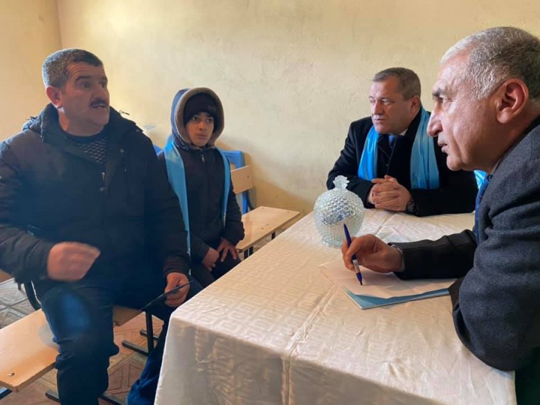 İqbal Məmmədov seçicilərlə fərdi qaydada görüşüb