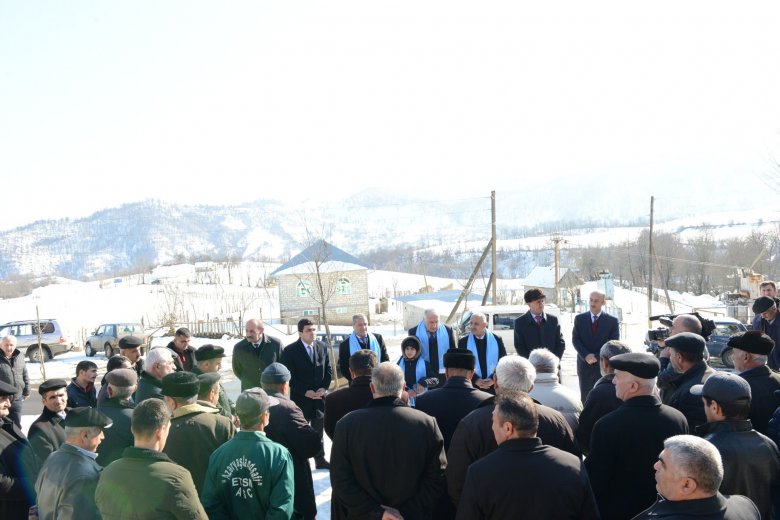 İqbal Məmmədov seçicilərlə fərdi qaydada görüşüb