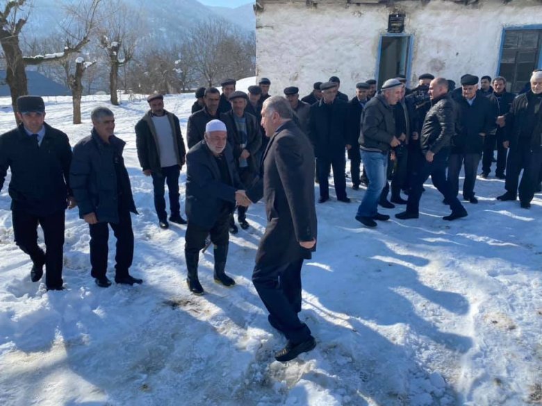 İqbal Məmmədov seçicilərlə fərdi qaydada görüşüb