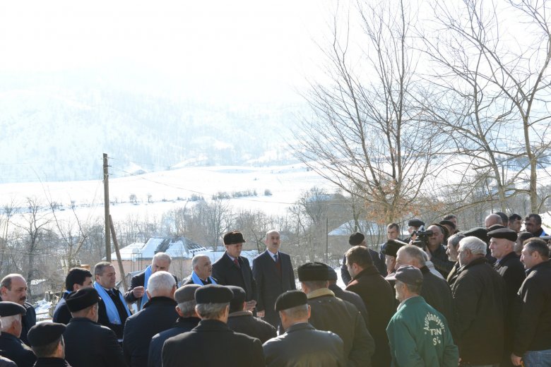 İqbal Məmmədov seçicilərlə fərdi qaydada görüşüb