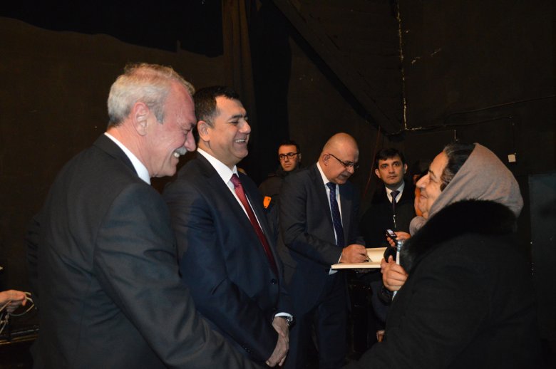 Qüdrət Həsənquliyev: “Pensiyalar artırılmalı, uşaqlara müavinətlər verilmədir”