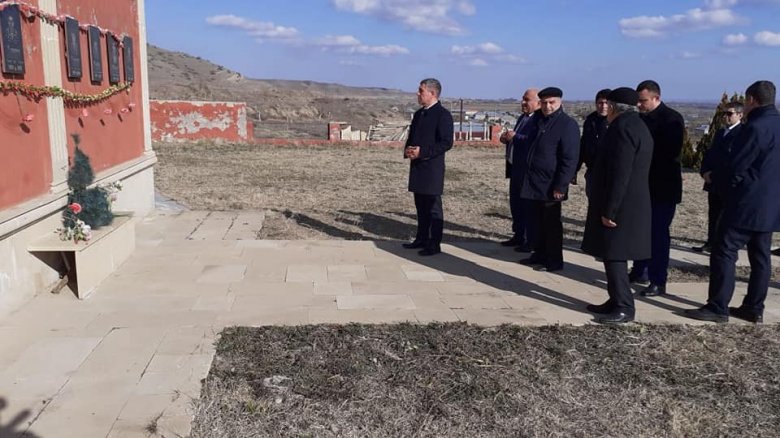 Kərimbəylililər də Vüqar Bayramov deyir!