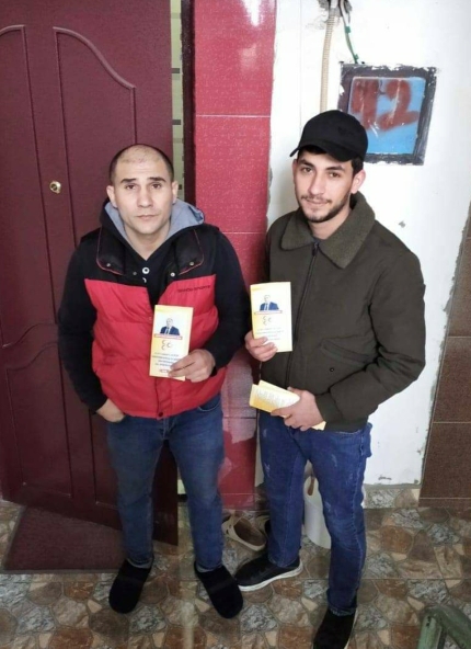 Taleh Əliyevin qapı-qapı görüşləri davam edir Taleh Əliyevin qapı-qapı görüşləri davam edir