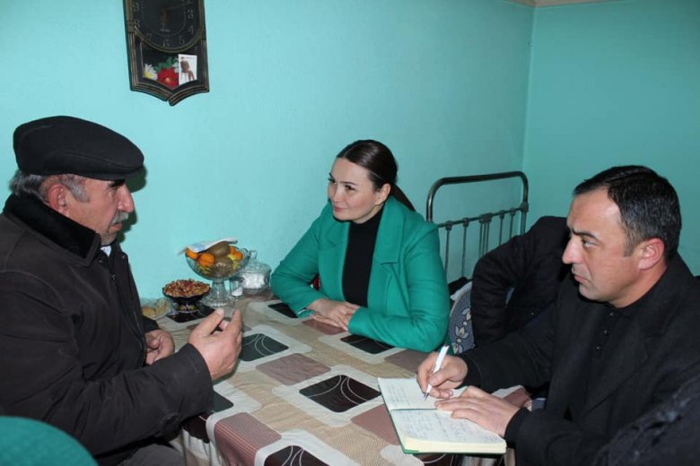 Şəhid ailələri Qənirə Paşayevanı dəstəkləyir - Bozalqanlıda görüş Şəhid ailələri Qənirə Paşayevanı dəstəkləyir - Bozalqanlıda görüş