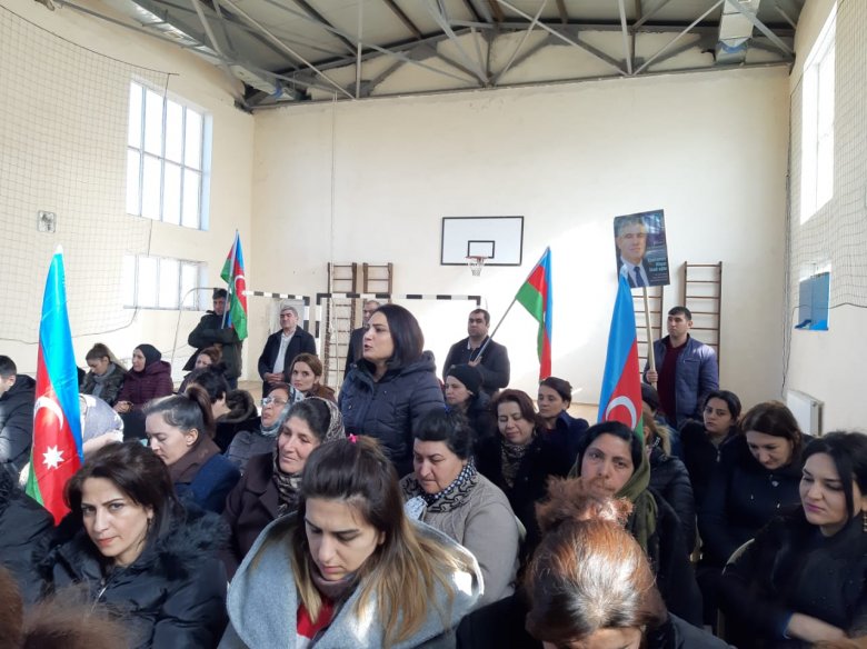 Vüqar Bayramov Füzulidə görüşlərini davam etdirir