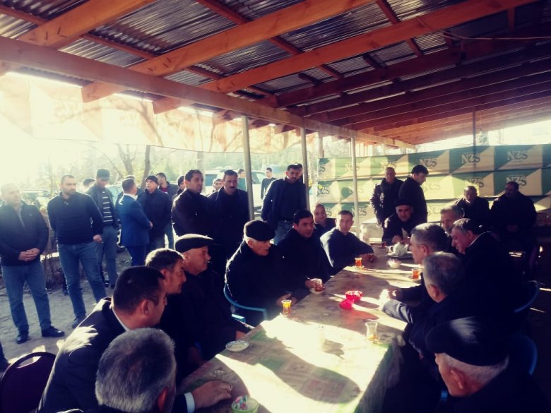 Vüqar Bayramov Füzulidə görüşlərini davam etdirir