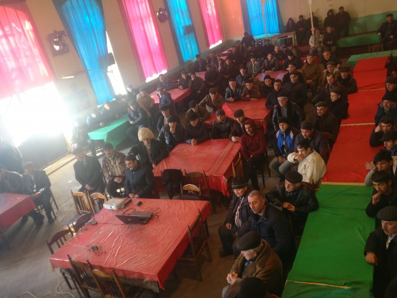 Əli Məsimli seçicilərini islahatlara dəstək verməyə çağırdı Əli Məsimli seçicilərini islahatlara dəstək verməyə çağırdı