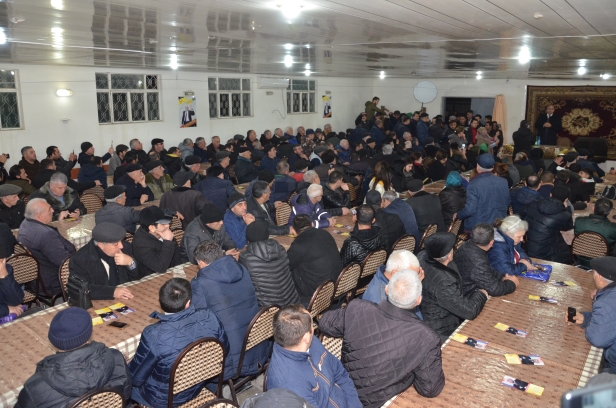 İqbal Ağazadənin Mehmandarov küçəsində növbəti görüşü oldu