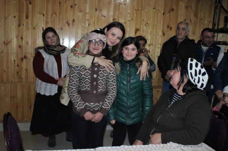 Qənirə Paşayeva: “Biz xalqın xidmətçiləriyik”