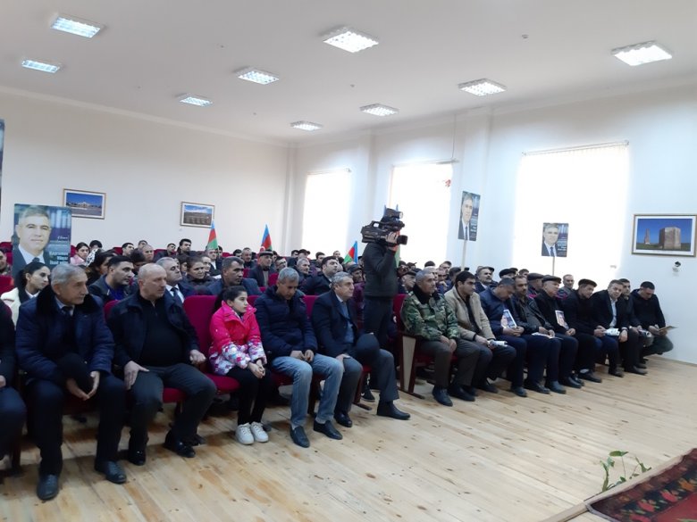 Vüqar Bayramova görə Fin qəsəbəsində qələbəlik olub