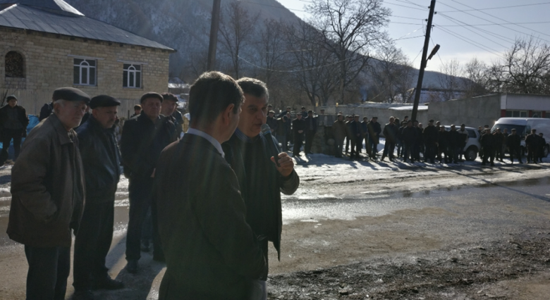 Əli Məsimlinin Şin kəndindəki seçiciləri ona yenidən səs verəcəklər Əli Məsimlinin Şin kəndindəki seçiciləri ona yenidən səs verəcəklər