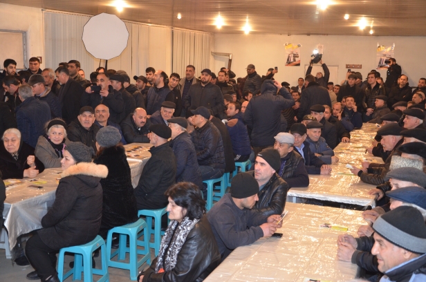 İqbal Ağazadə İnqilab İsmayılov küçəsində daha bir görüş keçirdi İqbal Ağazadə İnqilab İsmayılov küçəsində daha bir görüş keçirdi