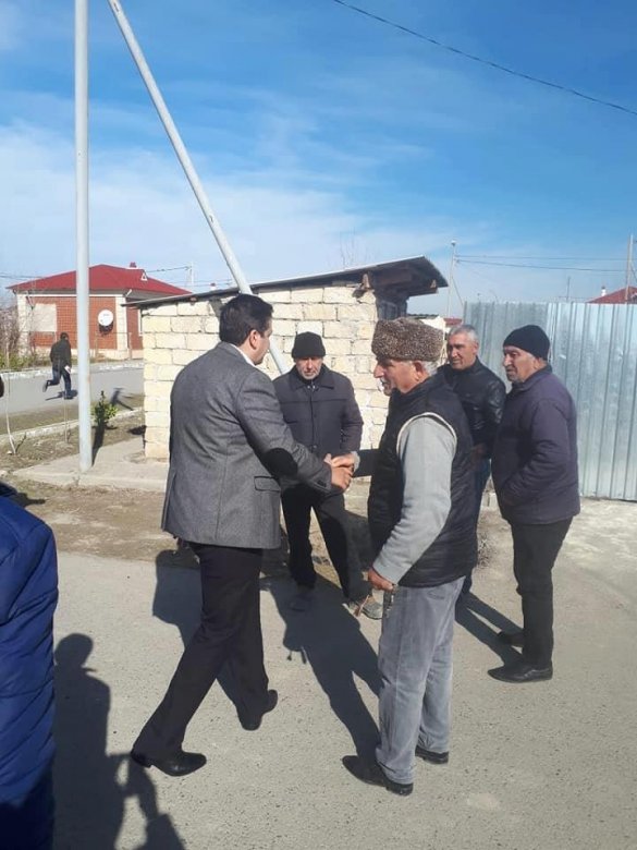 Ağsaqqalların Zaur Məmmədovdan tələbi: “Deputat seçiləndən sonra da camaatın yanında ol” Ağsaqqalların Zaur Məmmədovdan tələbi: “Deputat seçiləndən sonra da camaatın yanında ol”