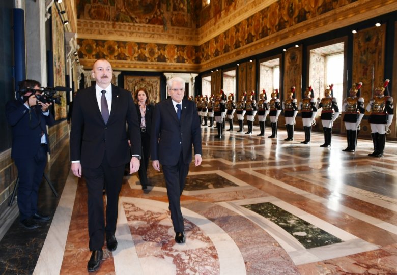 Prezident İlham Əliyevin Romada rəsmi yolasalma mərasimi olub Prezident İlham Əliyevin Romada rəsmi yolasalma mərasimi olub