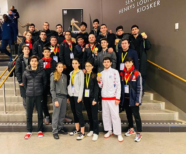 Taekvondoçularımız İsveçdən 9 medalla qayıdıb