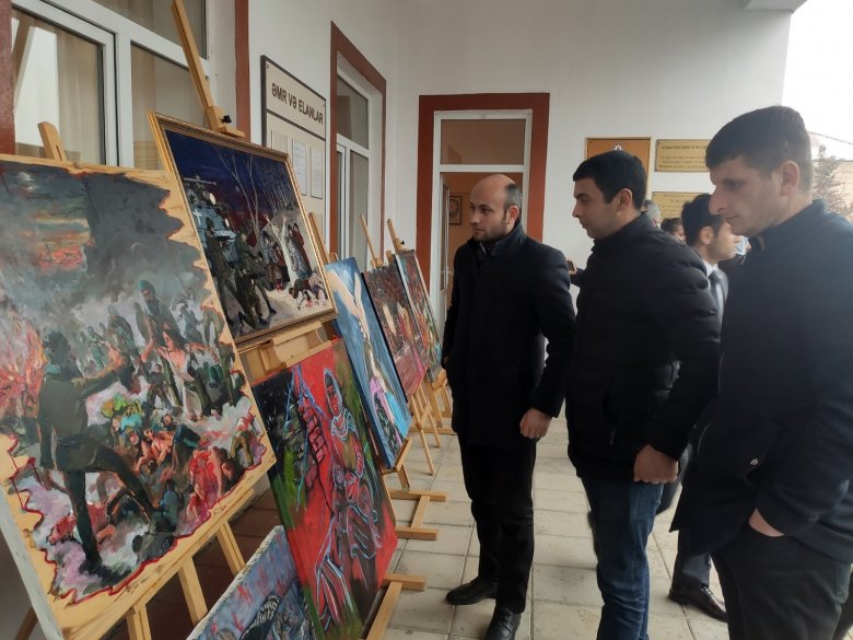 “Xocalı: tarixin qan yaddaşı” adlı rəsm sərgisi açılıb
