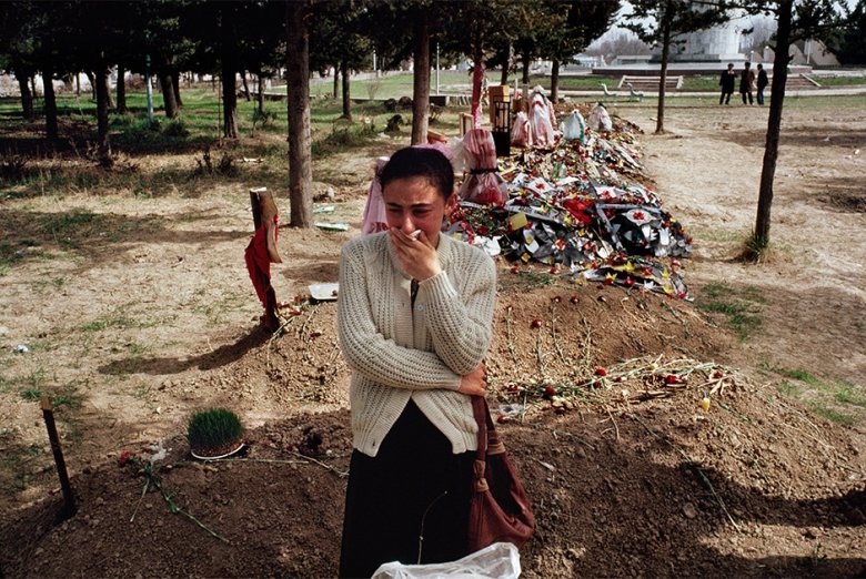 Rusiya mətbuatı Xocalı soyqırımı ilə bağlı dəhşətli fotolar yayıb