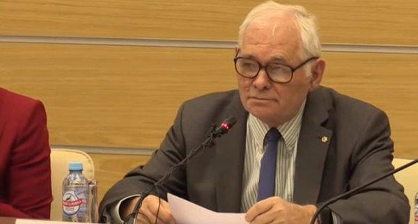 Məşhur həkim: “COVİD 19 - bioloji müharibəyə hazırlıqdır”