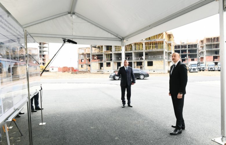 Prezidentdən komitə sədrinə tapşırıq: "İlk növbədə ən ağır vəziyyətdə yaşayan insanları yerləşdirin" Prezidentdən komitə sədrinə tapşırıq: "İlk növbədə ən ağır vəziyyətdə yaşayan insanları yerləşdirin"