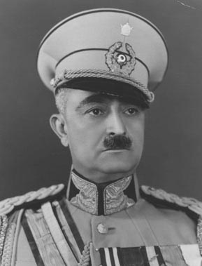 Əhməd Əmir-Əhmədi: Rza şahın cəlladı