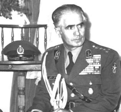 Qulaməli Üveysi: Qaraqoyunlu Qara Yusifin törəməsi