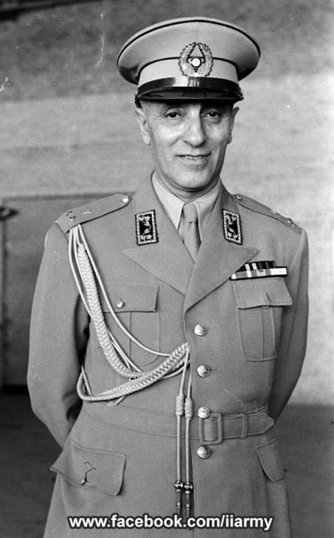 Fəzlulla Zahidi: Müsəddiqi yıxmış siyasətçi