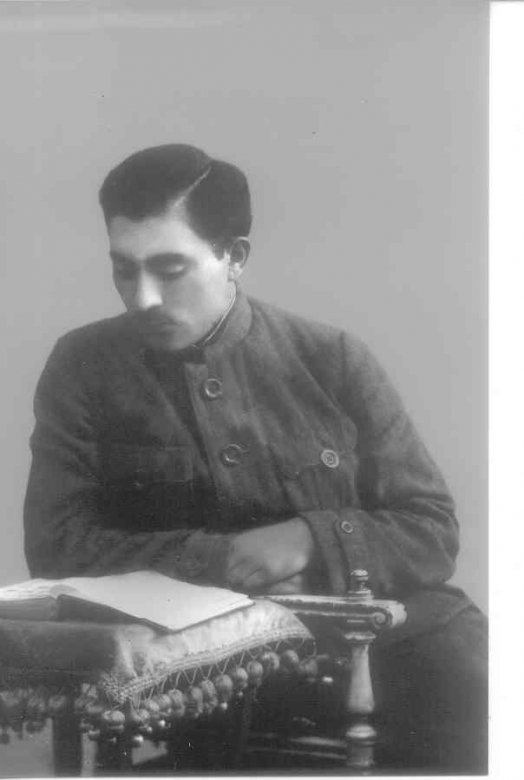 Rza bəy Qaraşarlı: Azərbaycan Xalq Cümhuriyyətinin qurucularından biri Rza bəy Qaraşarlı: Azərbaycan Xalq Cümhuriyyətinin qurucularından biri