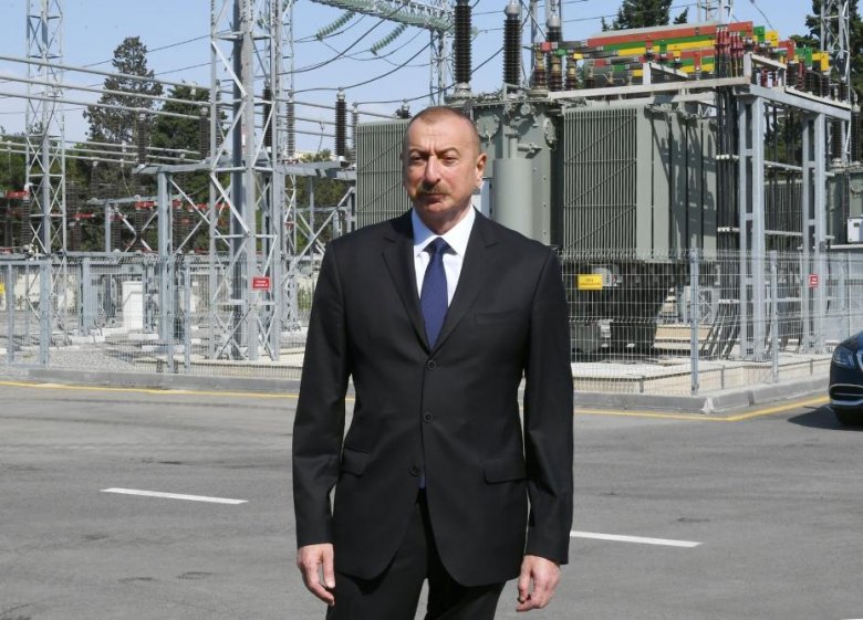 Prezident “8-ci km” yarımstansiyasının açılışında iştirak edib Prezident “8-ci km” yarımstansiyasının açılışında iştirak edib