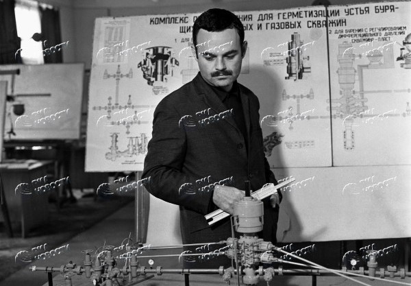 Artur Rasizadə: “Anamın erməni olması ilə bağlı deyilənlər....” Artur Rasizadə: “Anamın erməni olması ilə bağlı deyilənlər....”