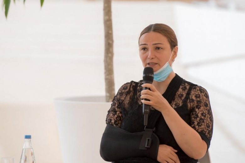 Prezidentin köməkçisi bir sıra ziyalı və ictimai xadimlərlə görüşdü, müzakirə aparıldı - Fotolar Prezidentin köməkçisi bir sıra ziyalı və ictimai xadimlərlə görüşdü, müzakirə aparıldı - Fotolar