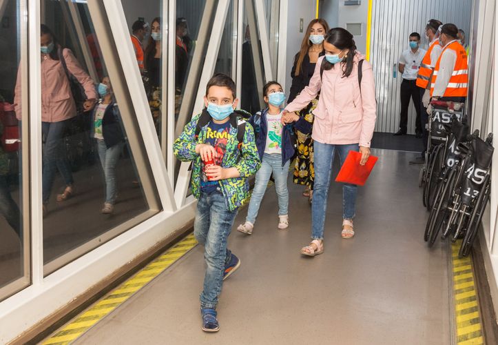 201 soydaşımız Moskvadan Bakıya gətirilib 201 soydaşımız Moskvadan Bakıya gətirilib