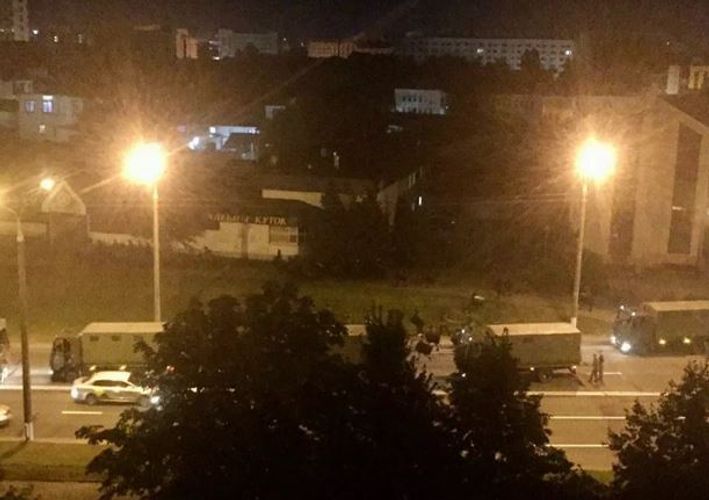 Belarusda etirazçılarla polislər arasında qarşıdurma baş verib